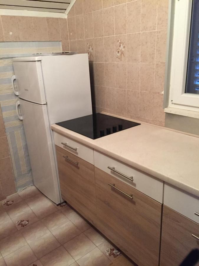 Emilija Apartments Privlaka Екстериор снимка